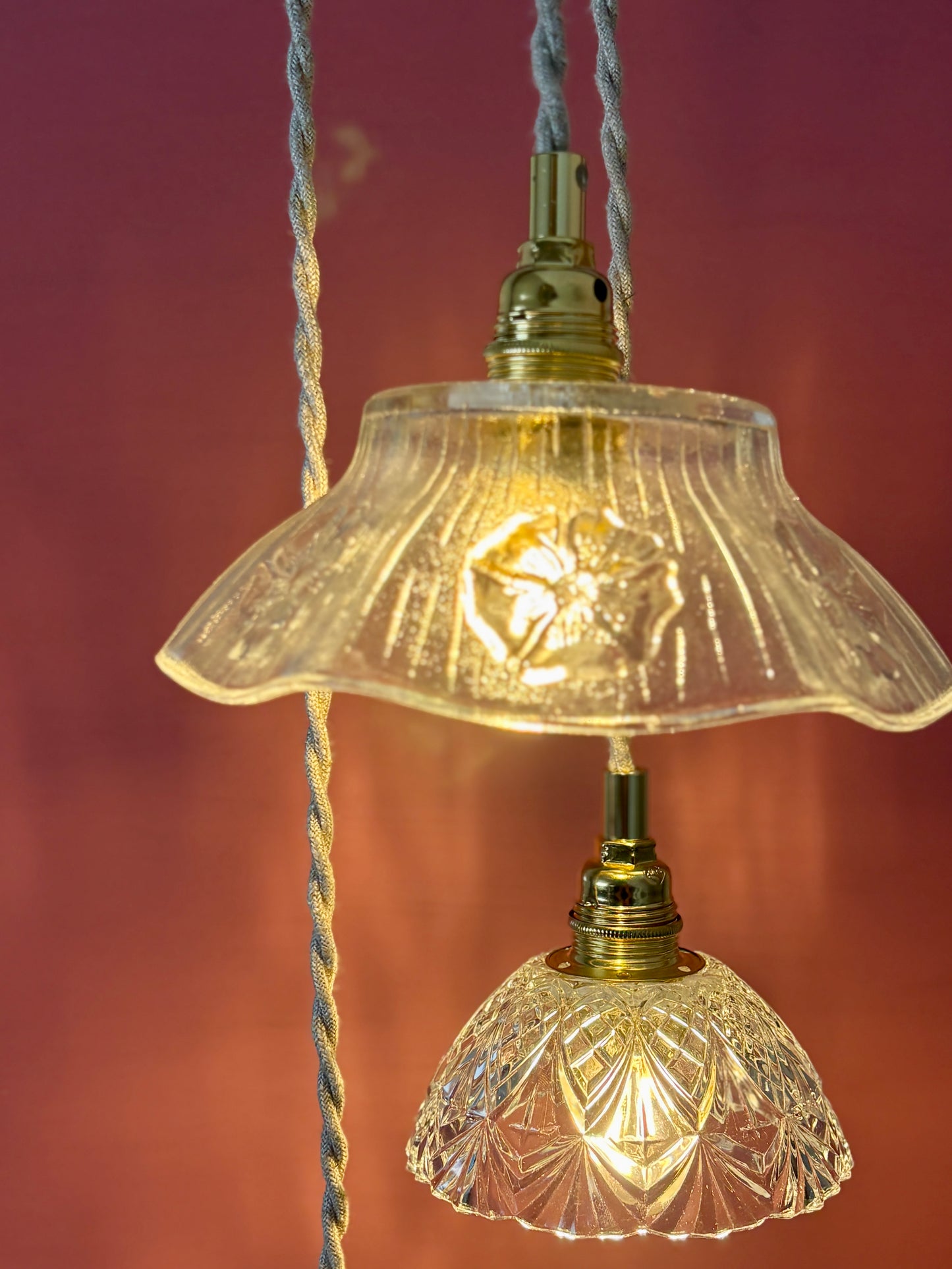 Suspension triple abat-jour vintage en verre - collection vaisselle