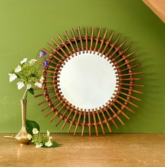 Miroir soleil vintage en rotin