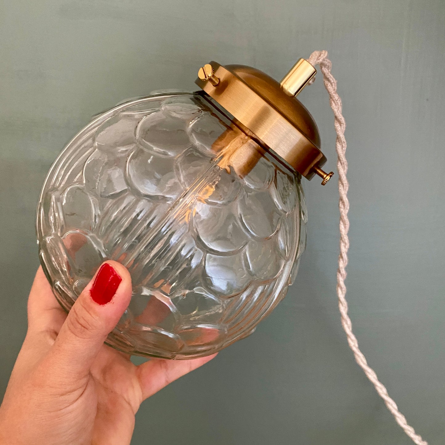 Baladeuse ou lampe à poser globe vintage art déco en verre