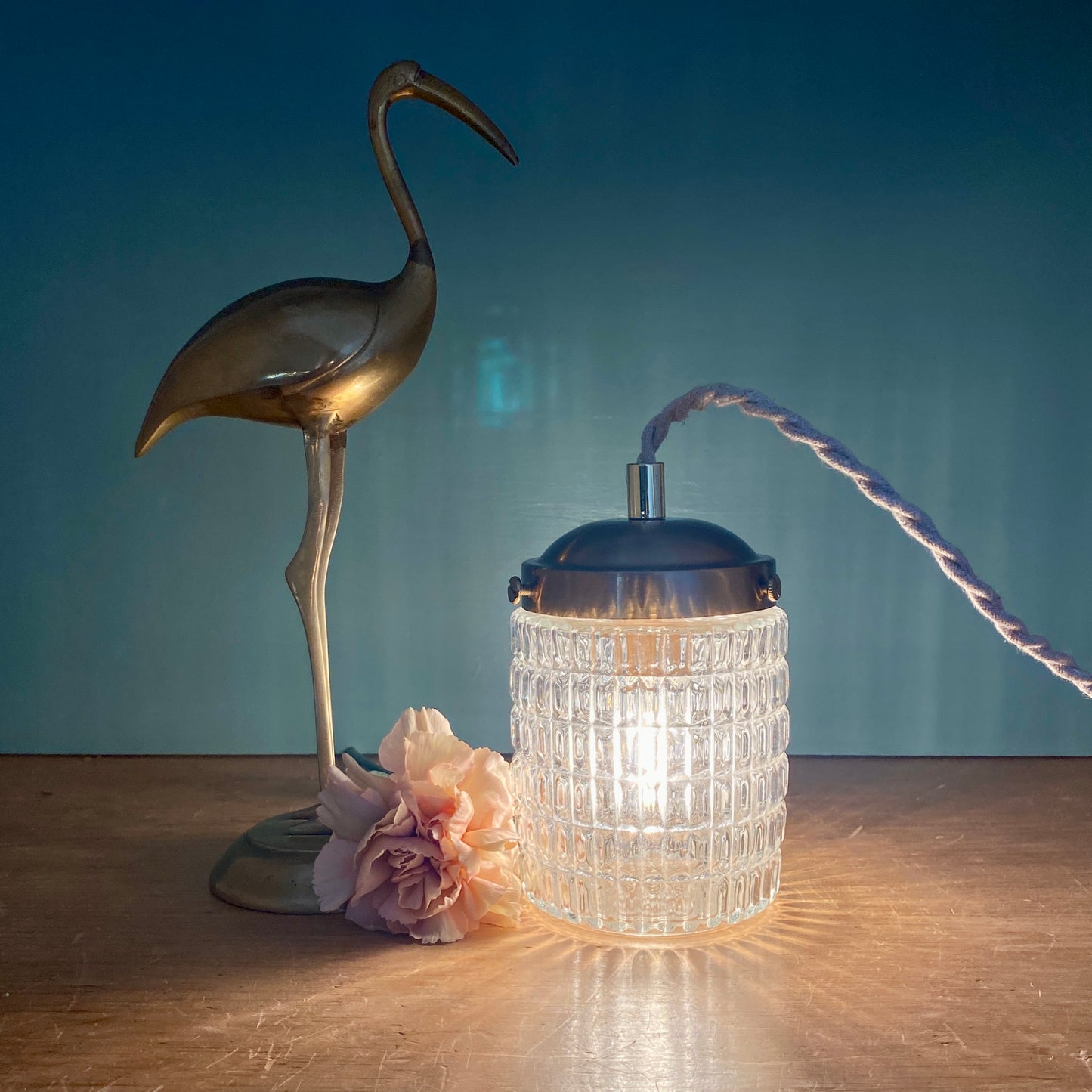 Baladeuse ou lampe à poser globe vintage en verre