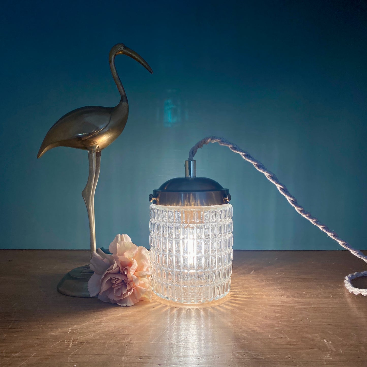 Baladeuse ou lampe à poser globe vintage en verre