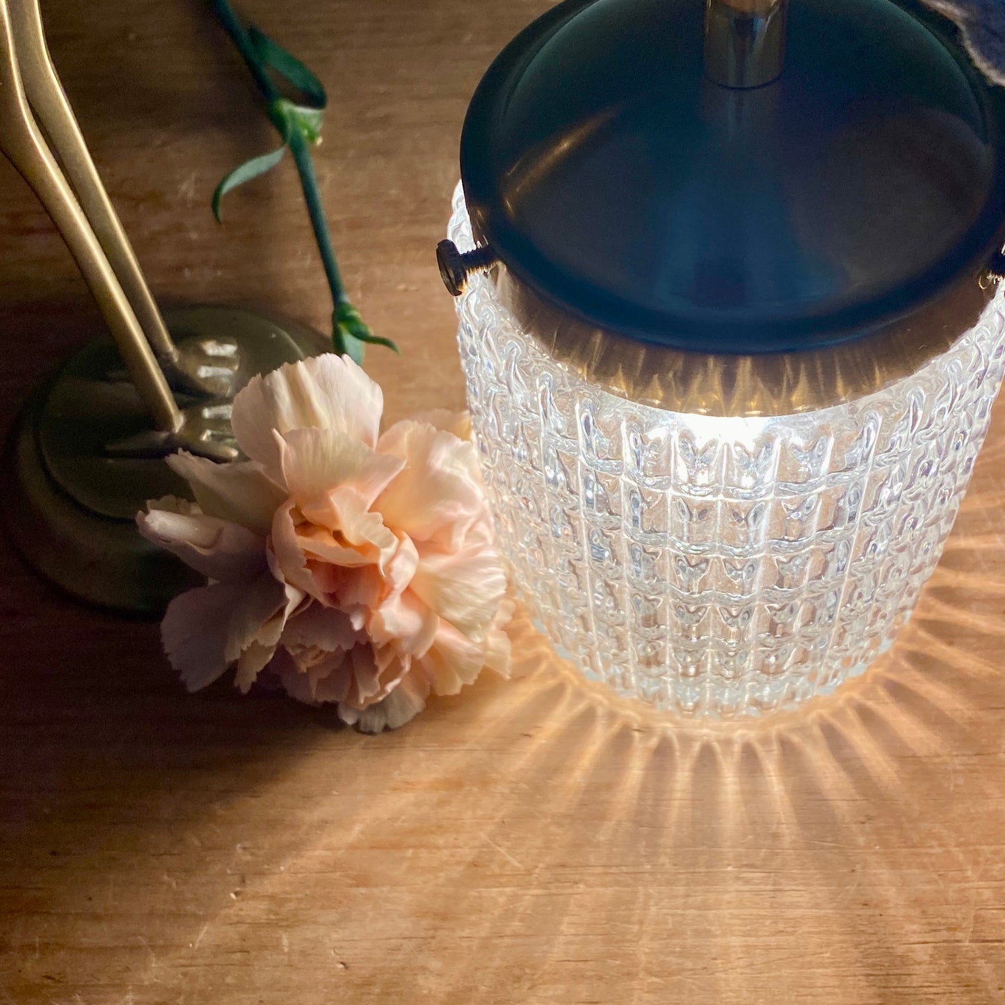 Baladeuse ou lampe à poser globe vintage en verre