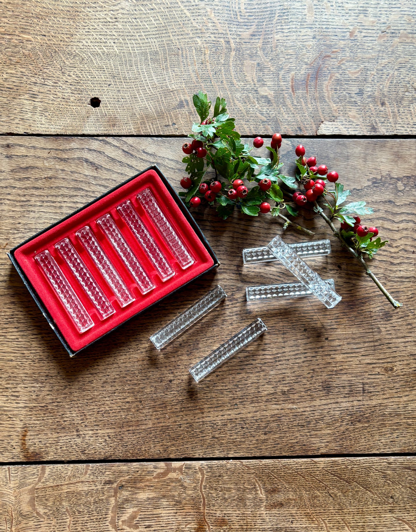 Lot de 11 porte-couteaux vintage en cristal