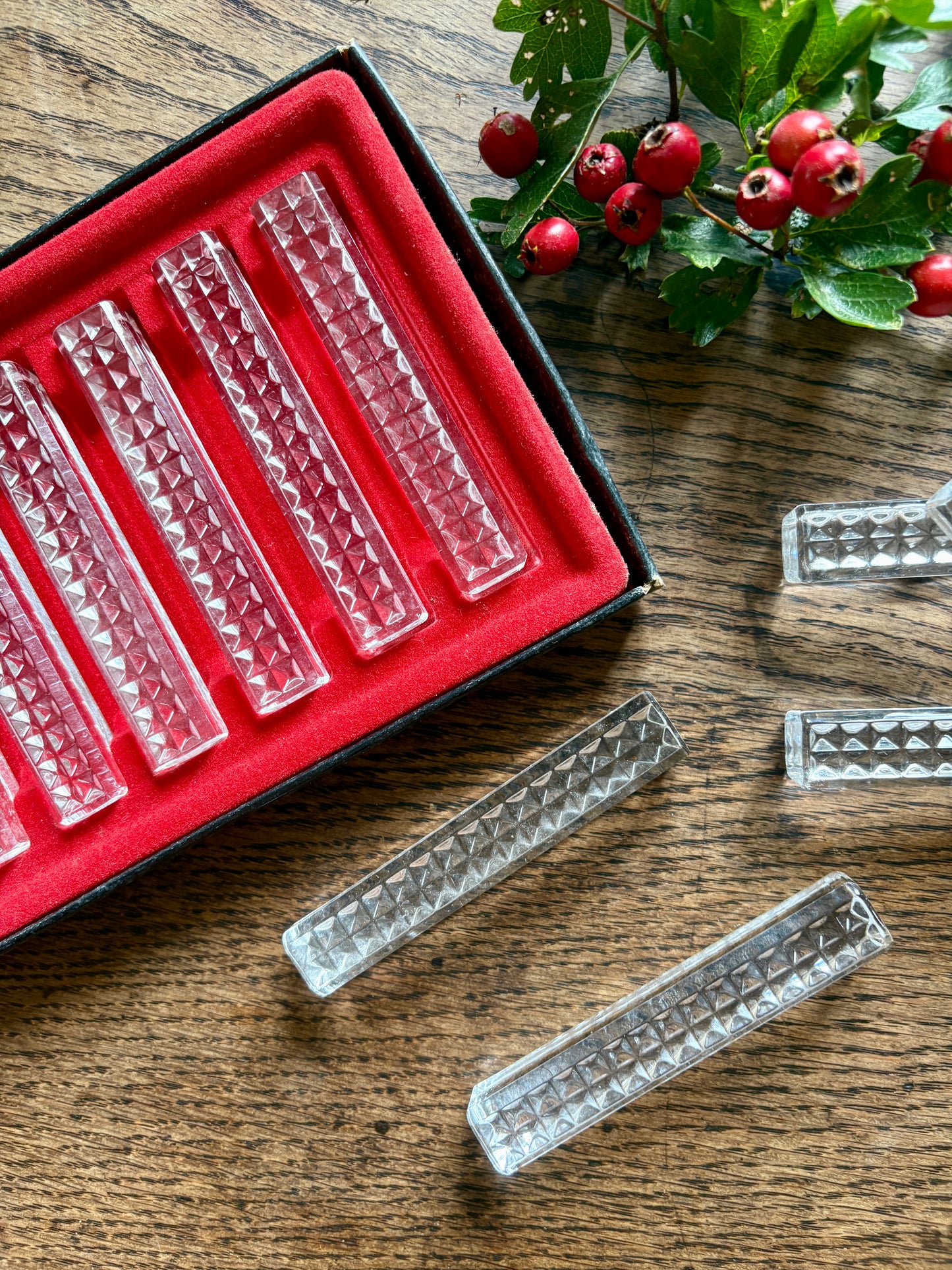 Lot de 11 porte-couteaux vintage en cristal