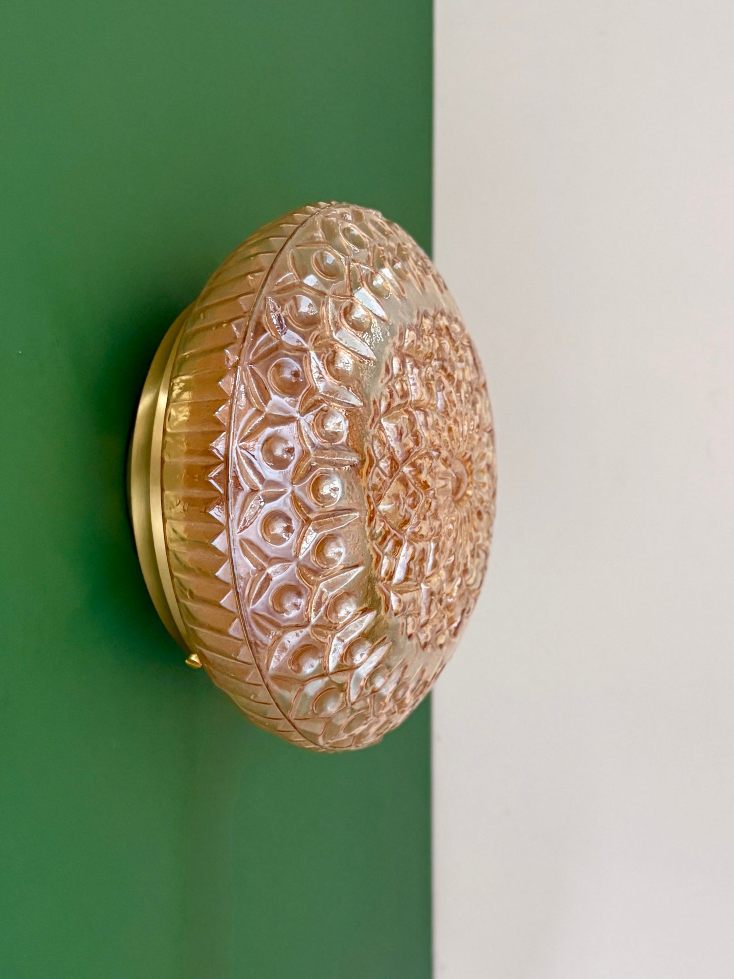 Applique/plafonnier globe vintage en verre ambré (AX4)