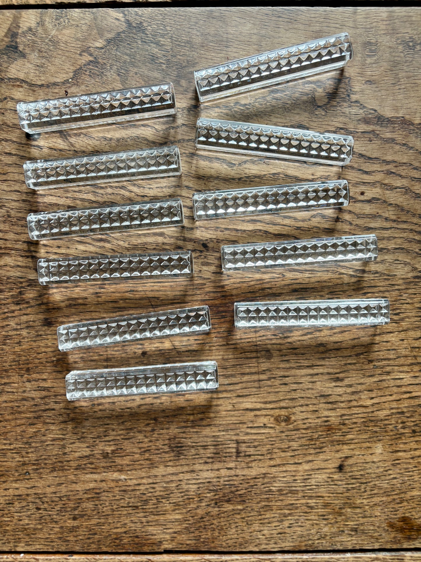 Lot de 11 porte-couteaux vintage en cristal
