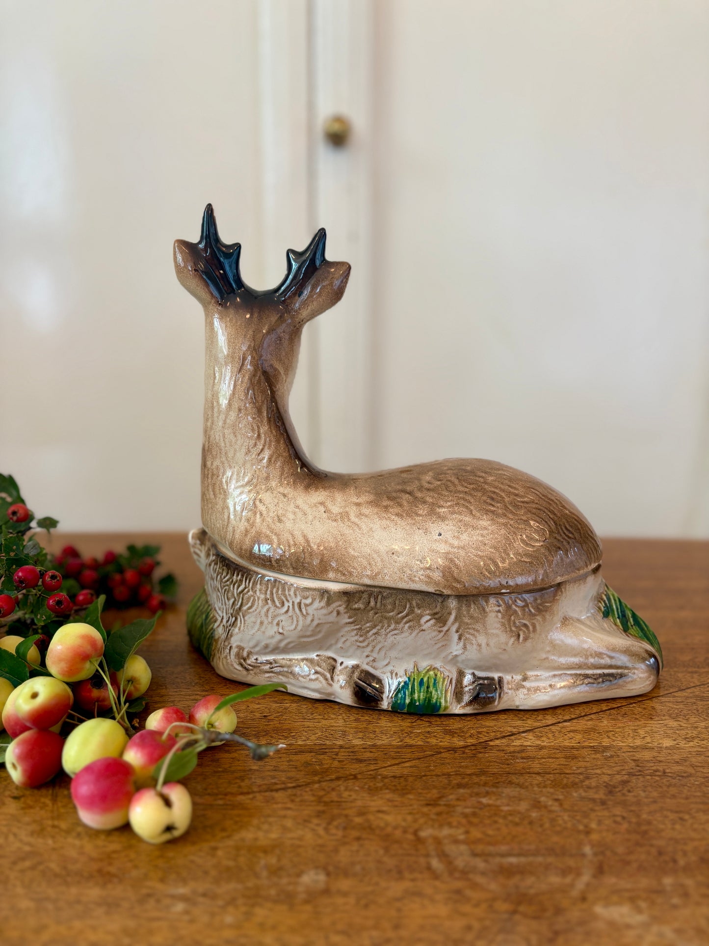 Ancienne terrine Caugant en céramique en forme de biche