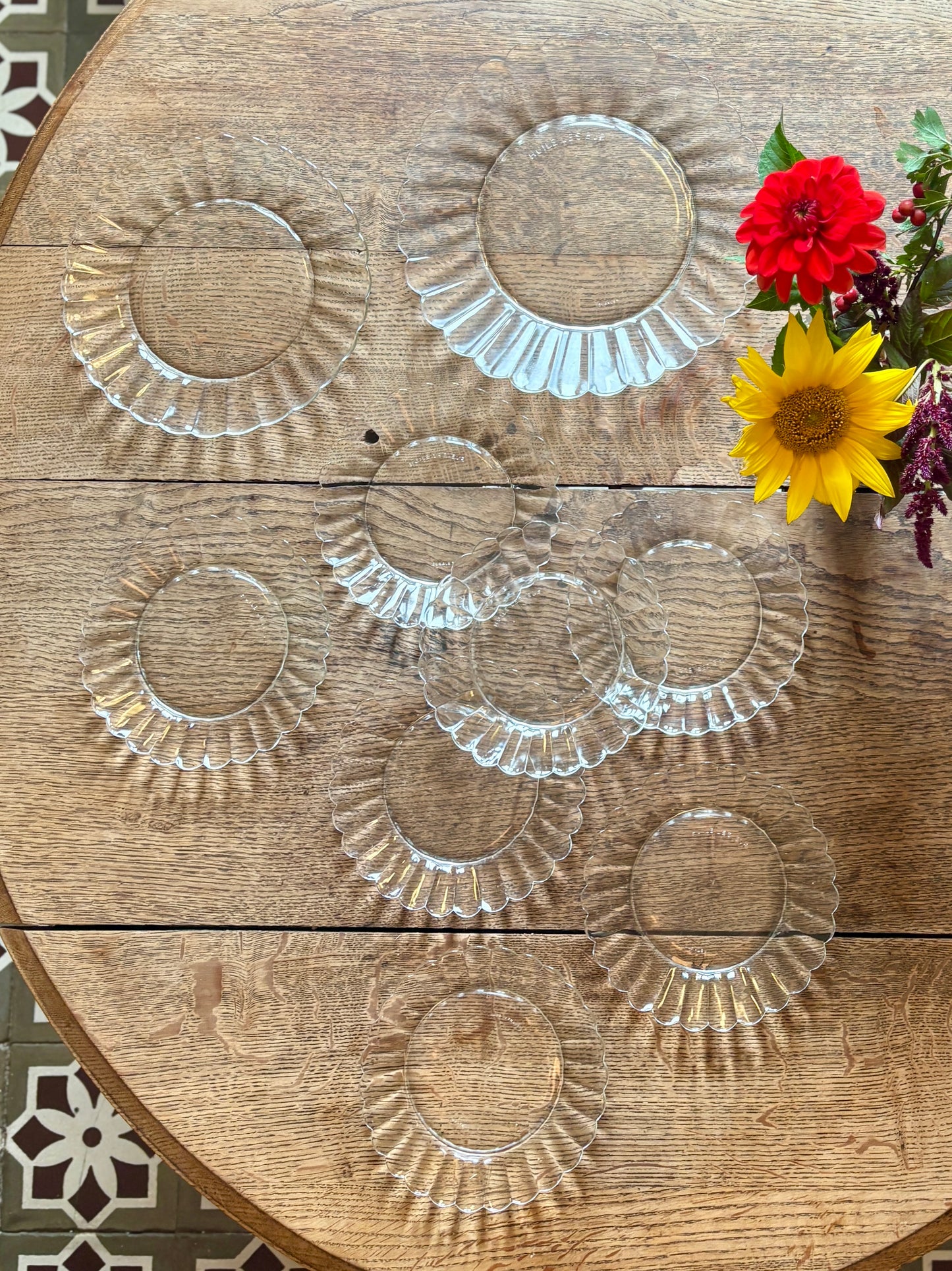 Service à dessert vintage en verre transparent