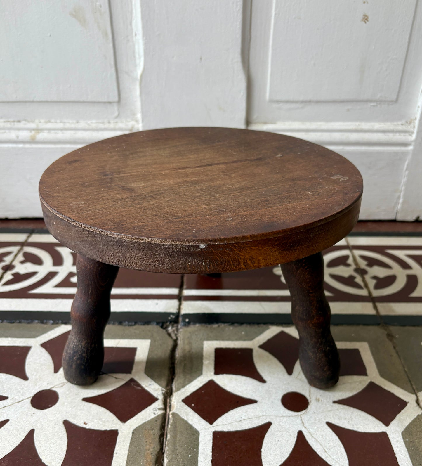 Tabouret tripode vintage en bois