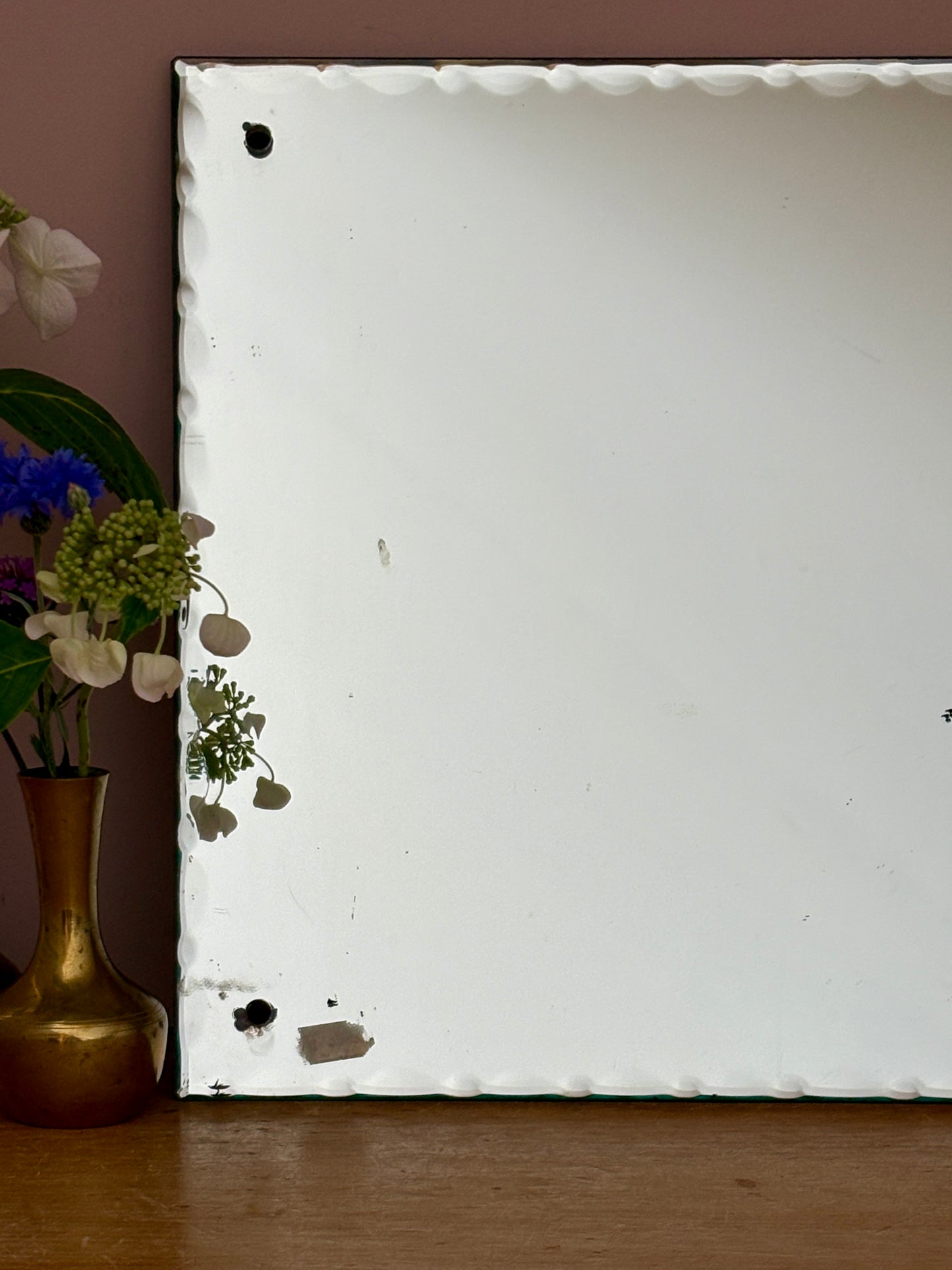 Ancien miroir biseauté percé