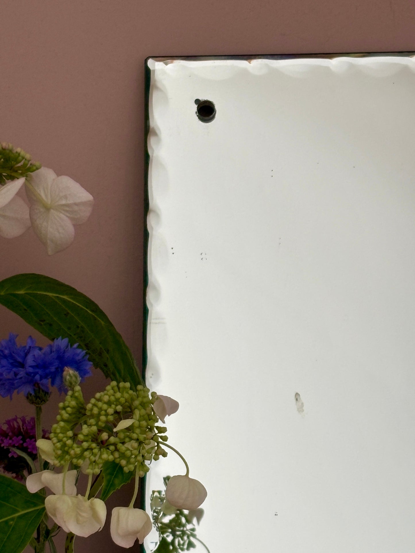 Ancien miroir biseauté percé