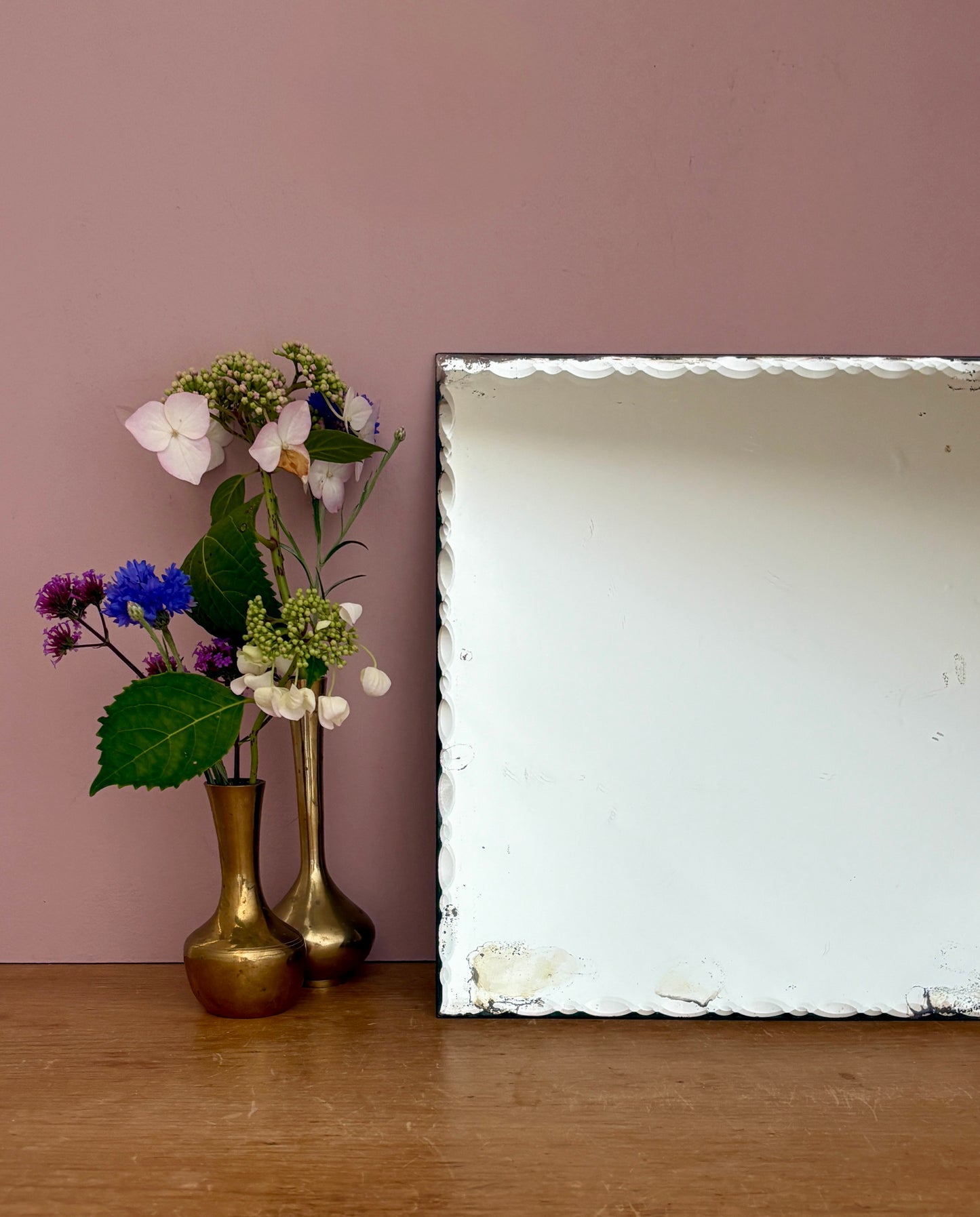Miroir ancien au bords biseautés