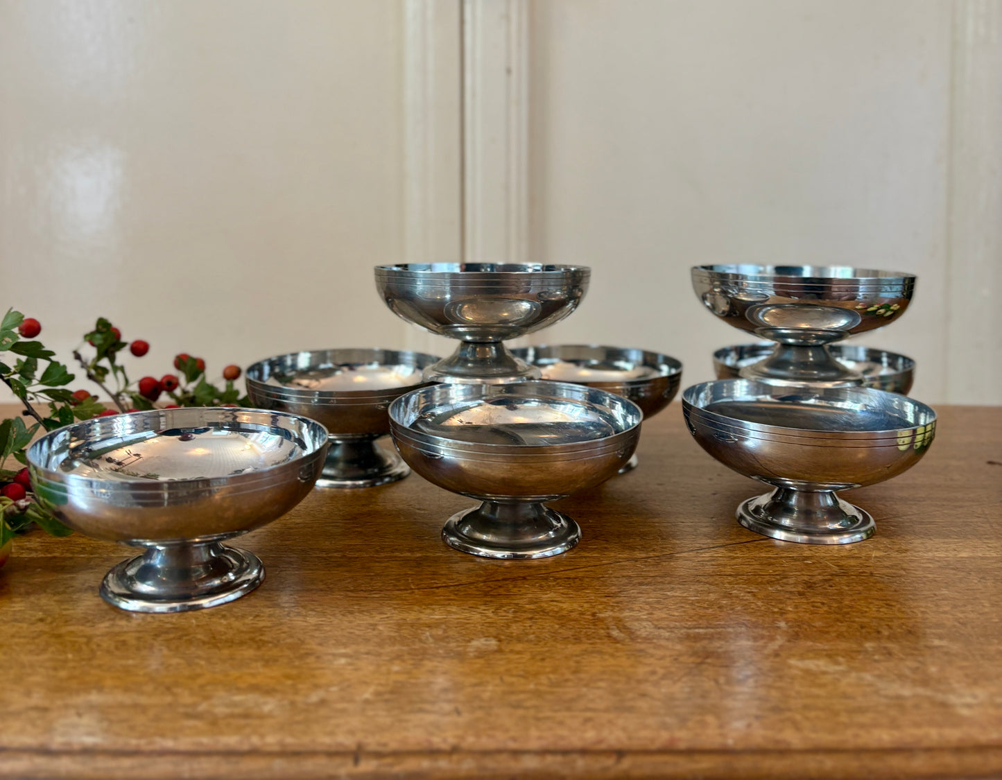Lot de 8 coupes vintage en inox