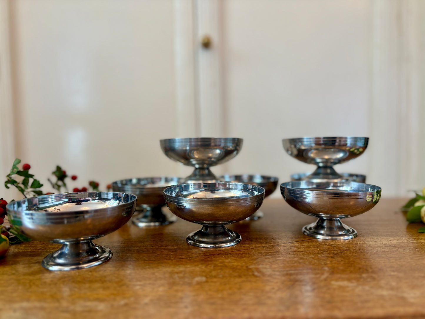 Lot de 8 coupes vintage en inox