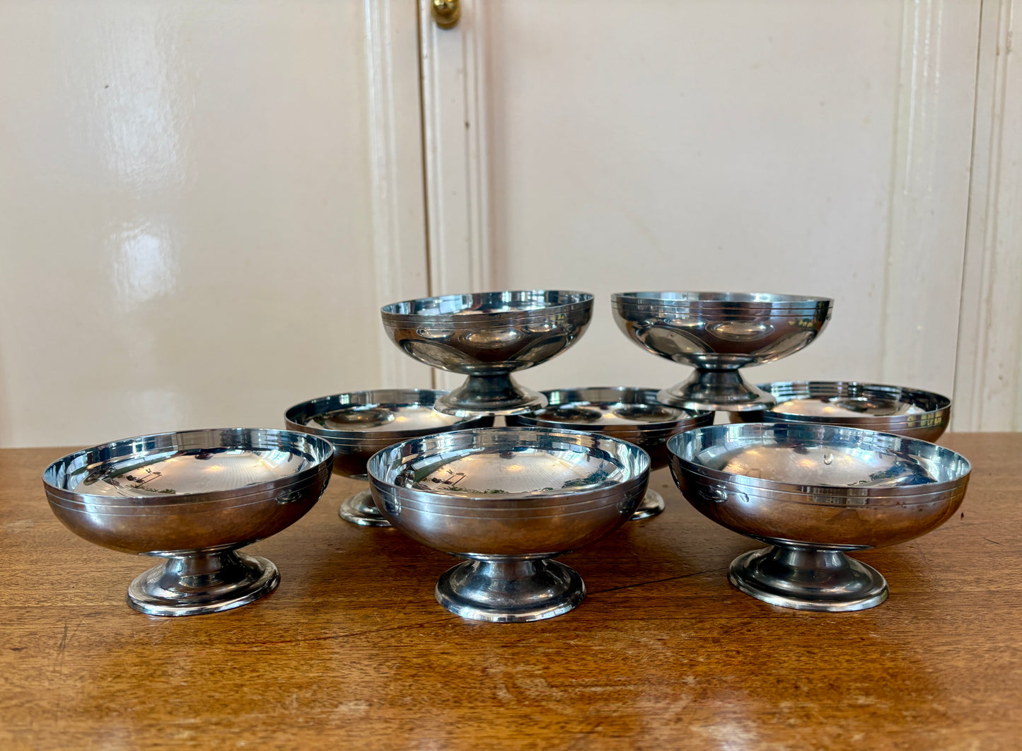 Lot de 8 coupes vintage en inox