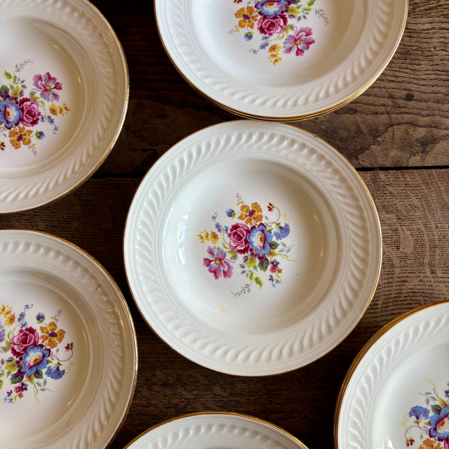 Lot de 11 assiettes creuses vintage - Modèle fleurette de Gien