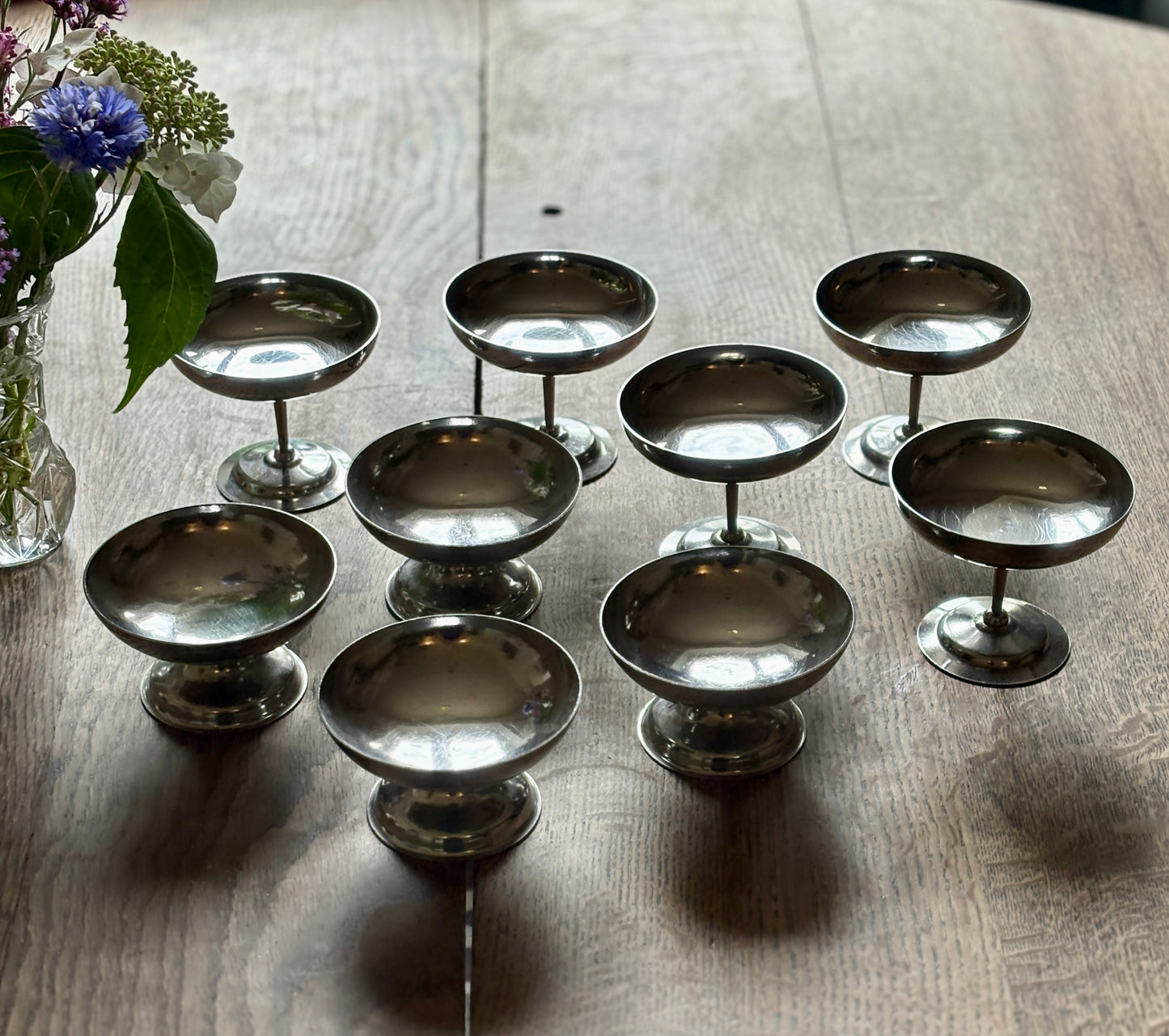 Lot de 9 coupes à dessert vintage en inox argenté