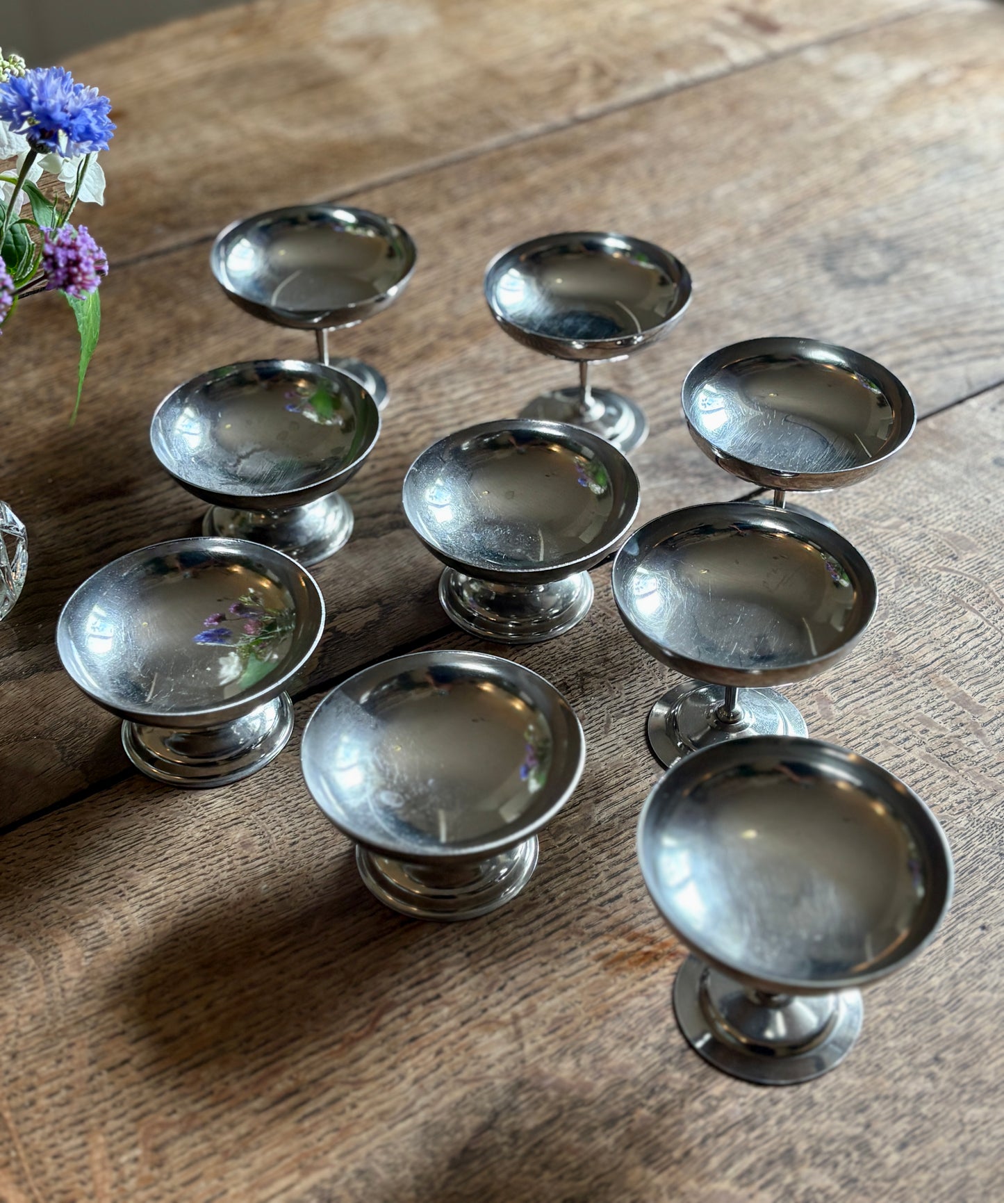 Lot de 9 coupes à dessert vintage en inox argenté