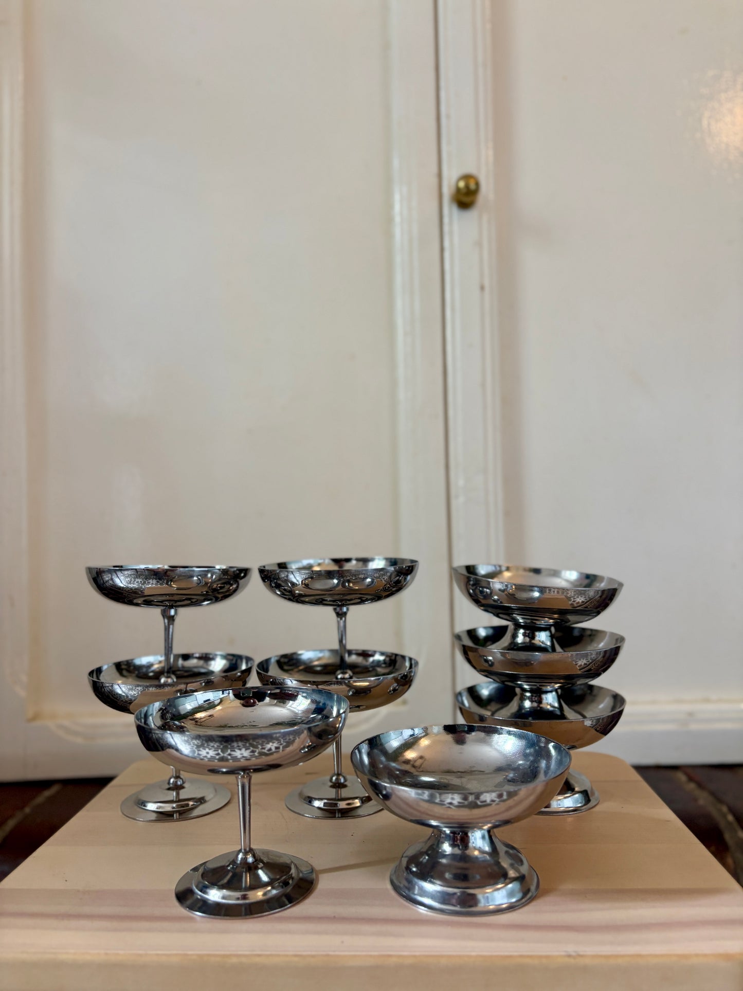 Lot de 9 coupes à dessert vintage en inox argenté