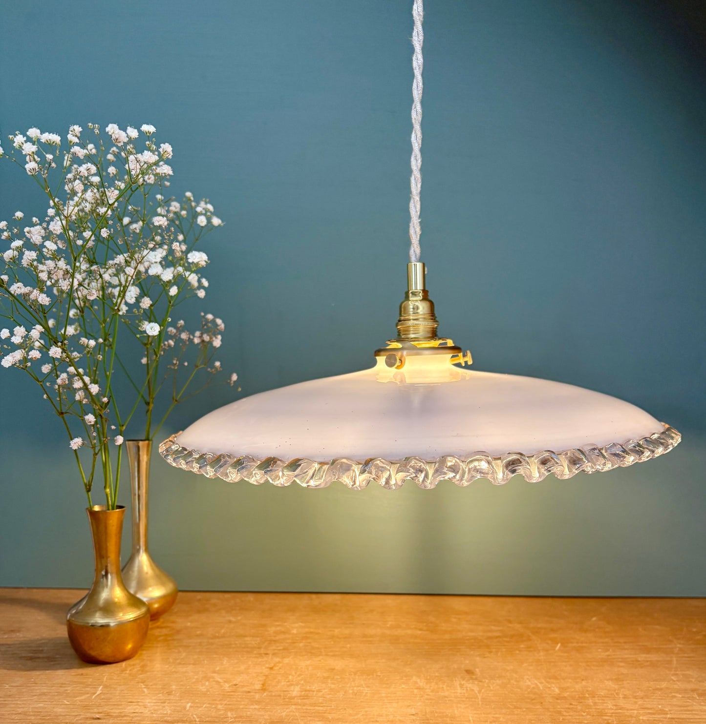 Suspension abat-jour vintage en opaline XXL