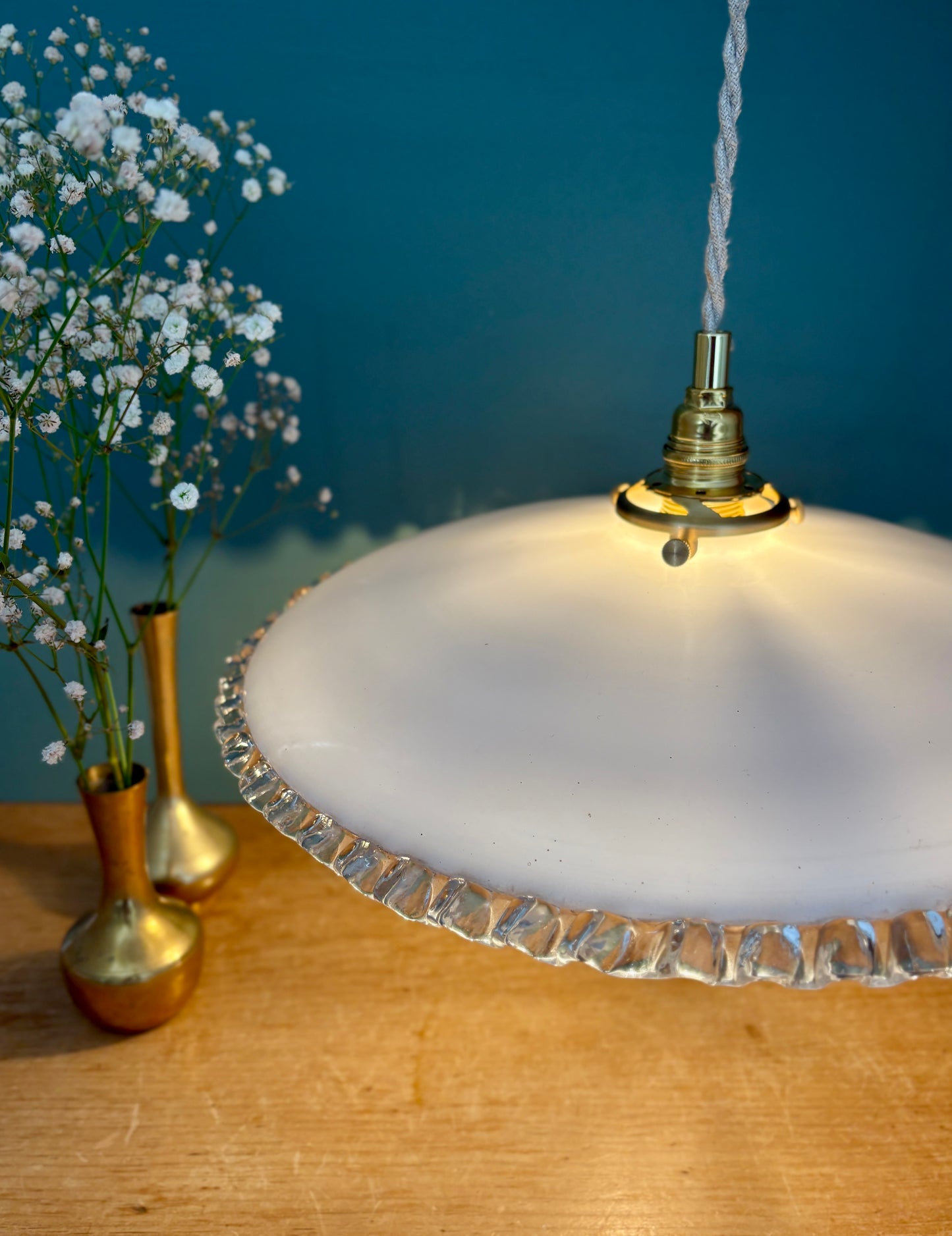 Suspension abat-jour vintage en opaline XXL