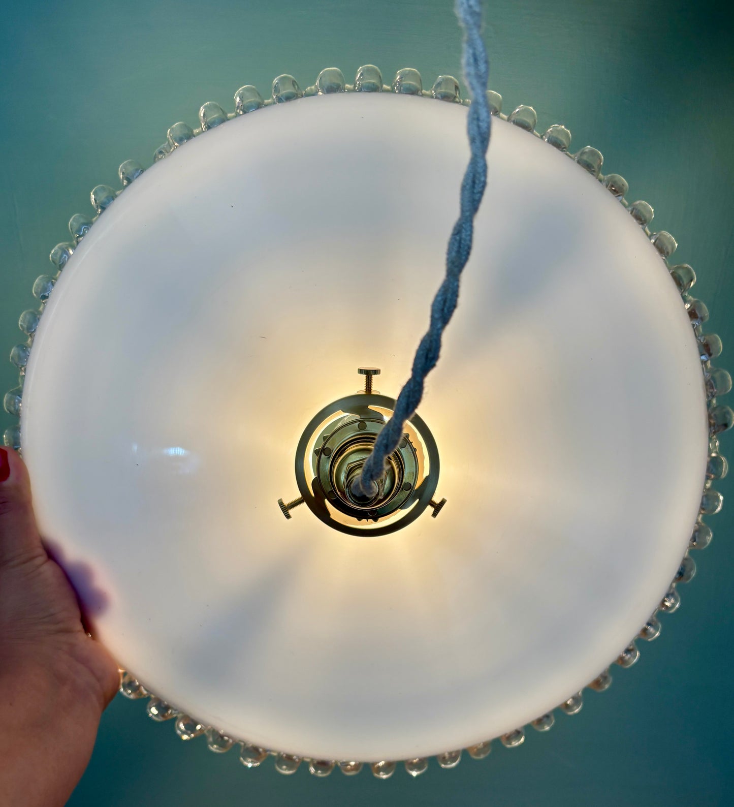 Suspension abat-jour vintage en opaline XXL