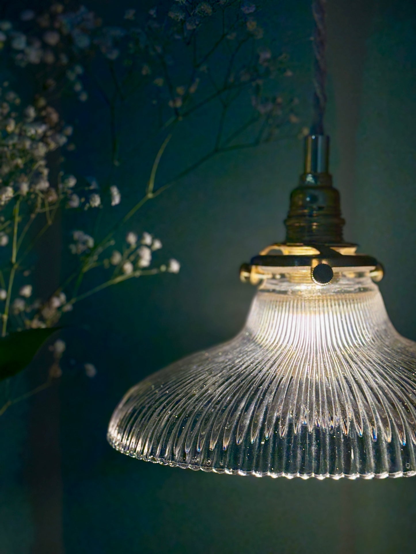 Suspension abat-jour vintage en verre holophane