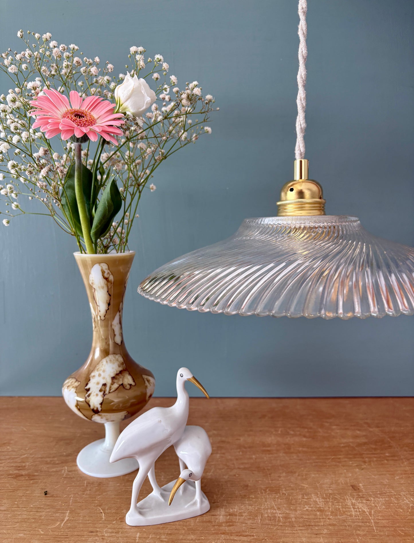 Suspension abat-jour vintage en verre moulé strié - collection vaisselle -