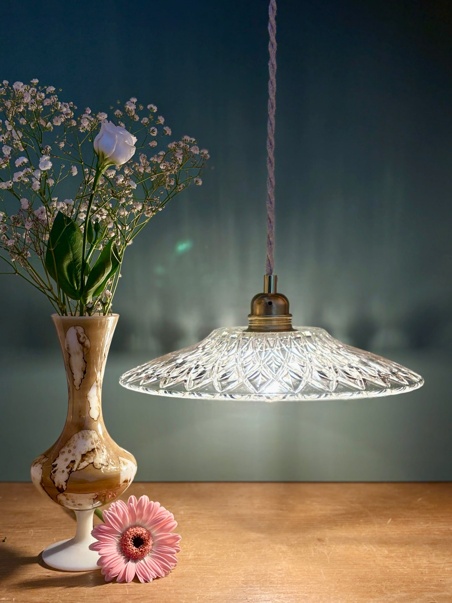 Suspension abat-jour vintage en verre moulé - collection vaisselle -