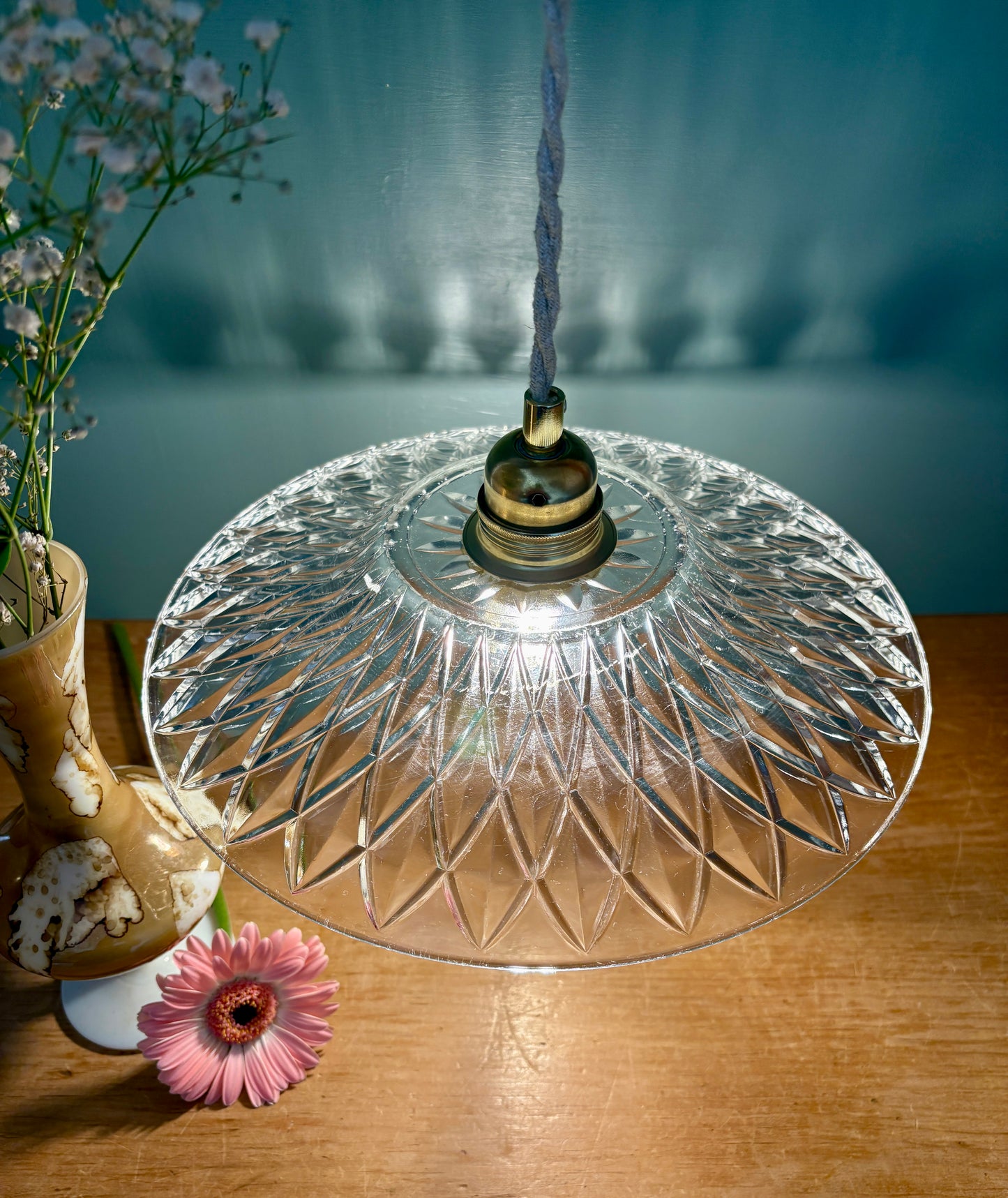 Suspension abat-jour vintage en verre moulé - collection vaisselle -