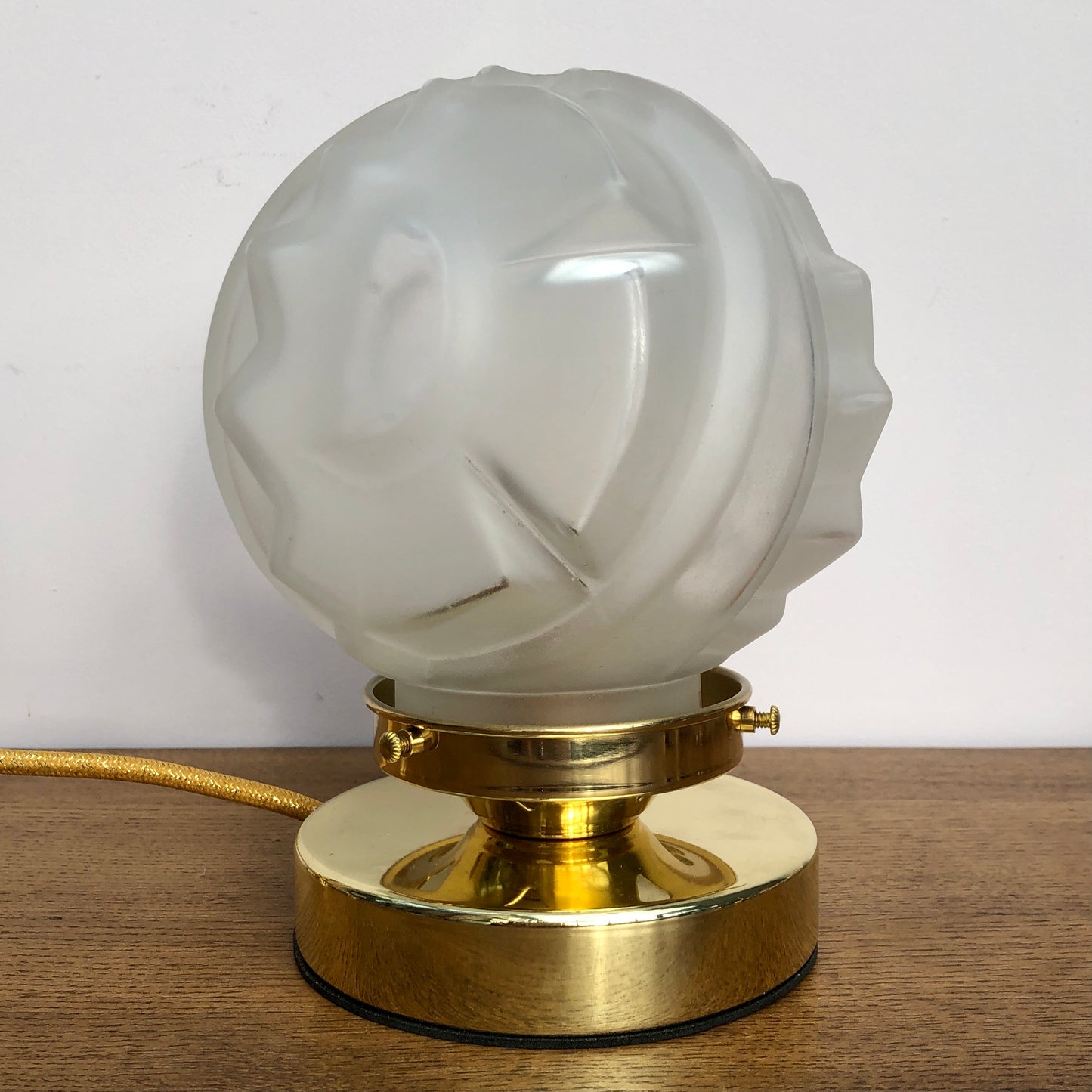 Lampe à poser globe vintage art déco
