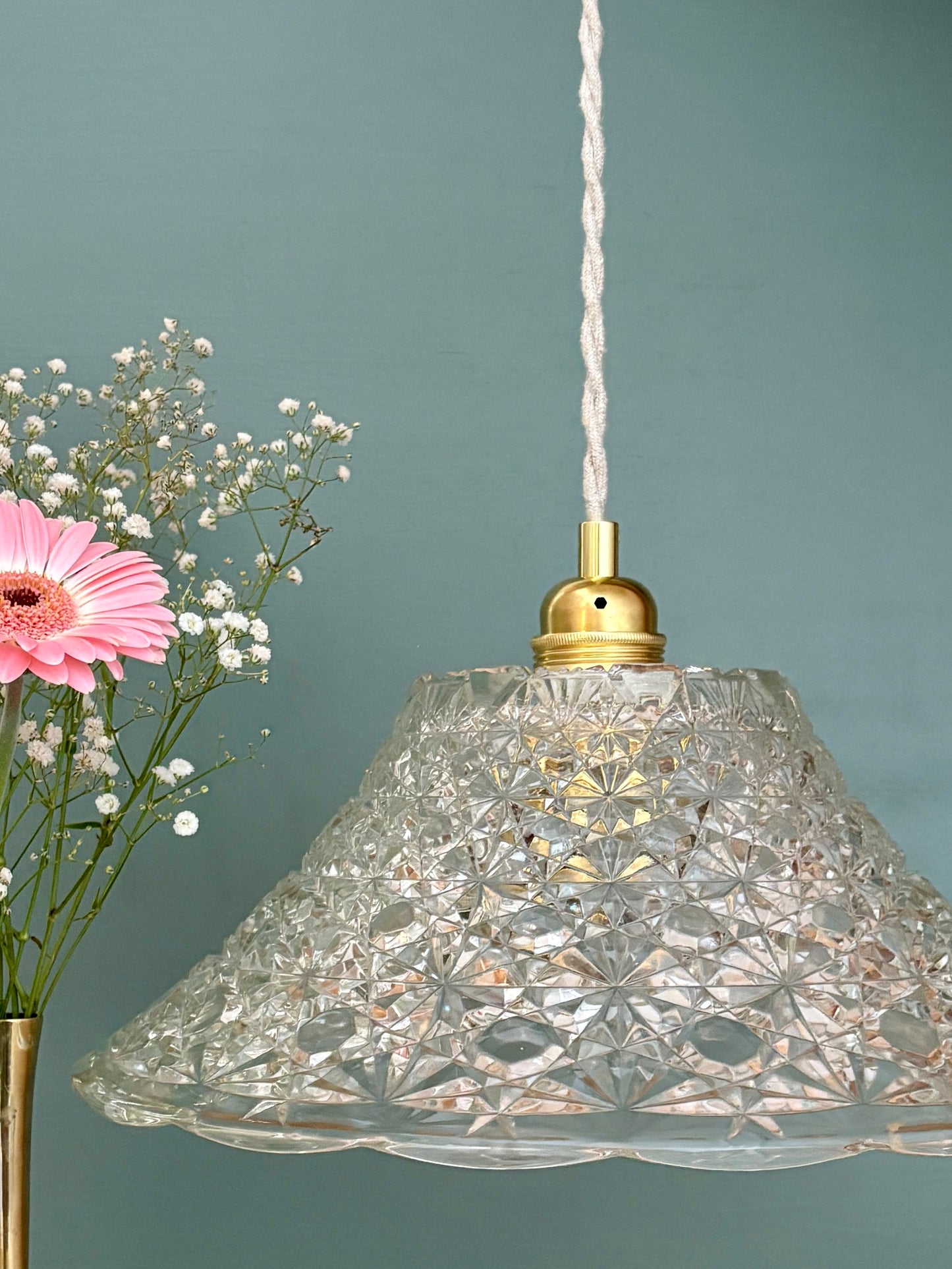 Suspension abat-jour vintage en verre moulé - collection vaisselle -