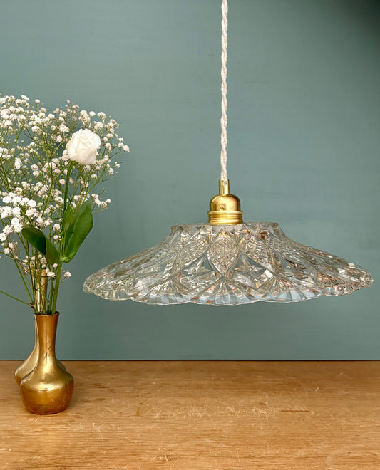 Suspension abat-jour vintage en verre moulé - collection vaisselle -