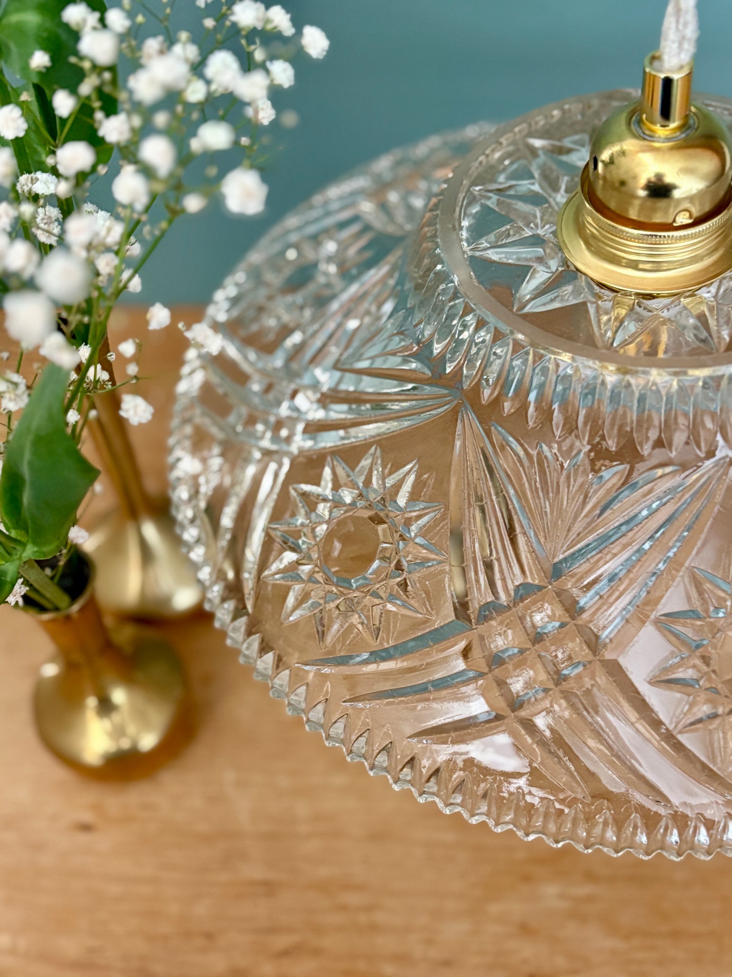 Suspension abat-jour vintage en verre travaillé - collection vaisselle -