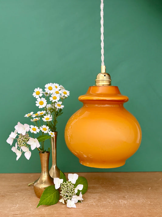 Suspension globe vintage en opaline orange