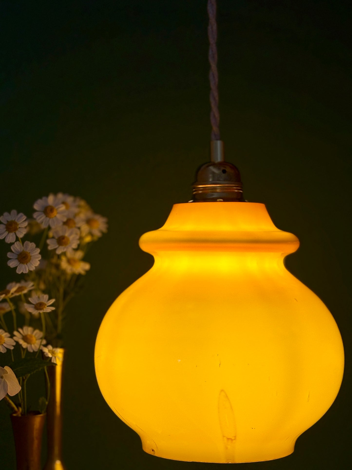 Suspension globe vintage en opaline orange