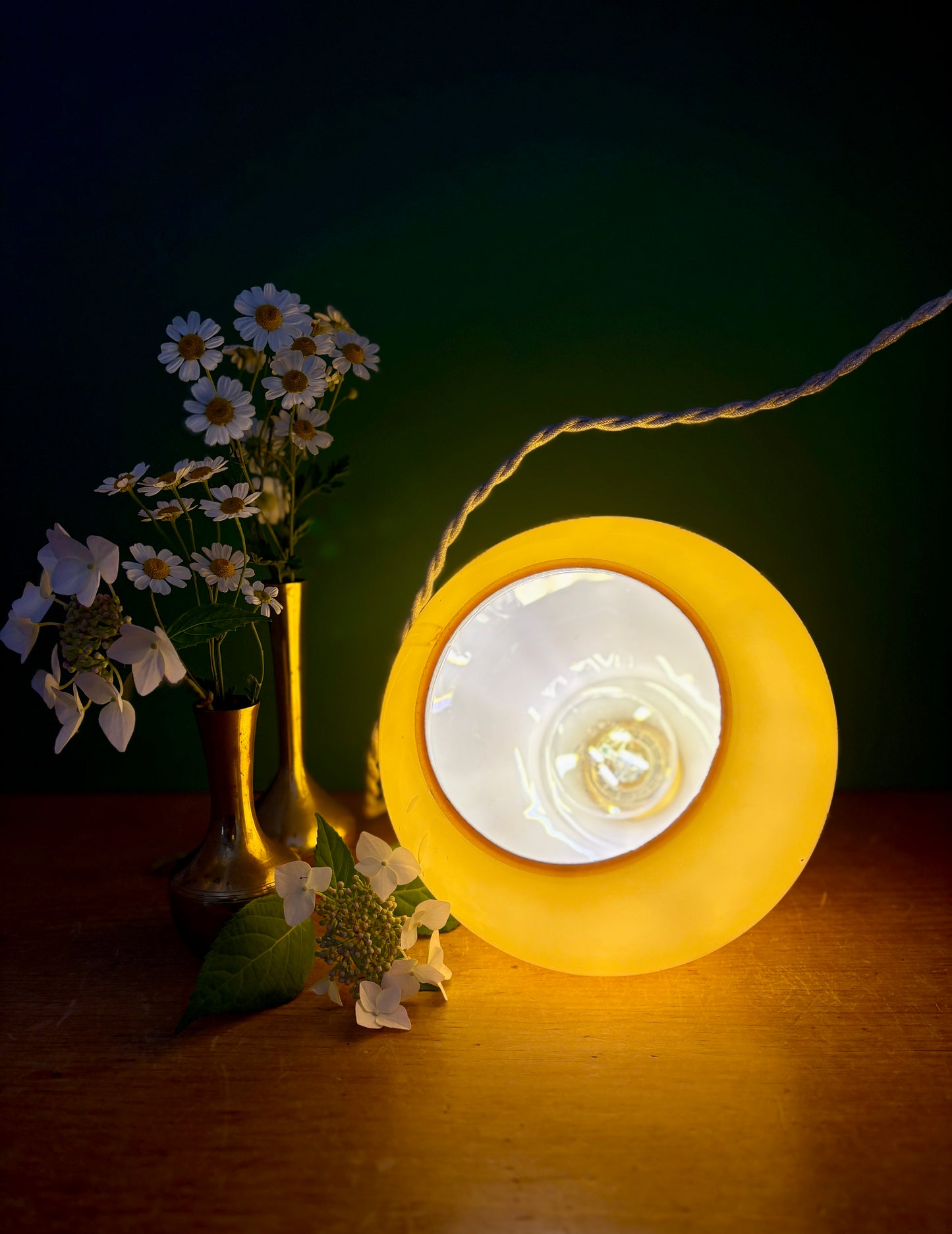 Suspension globe vintage en opaline orange
