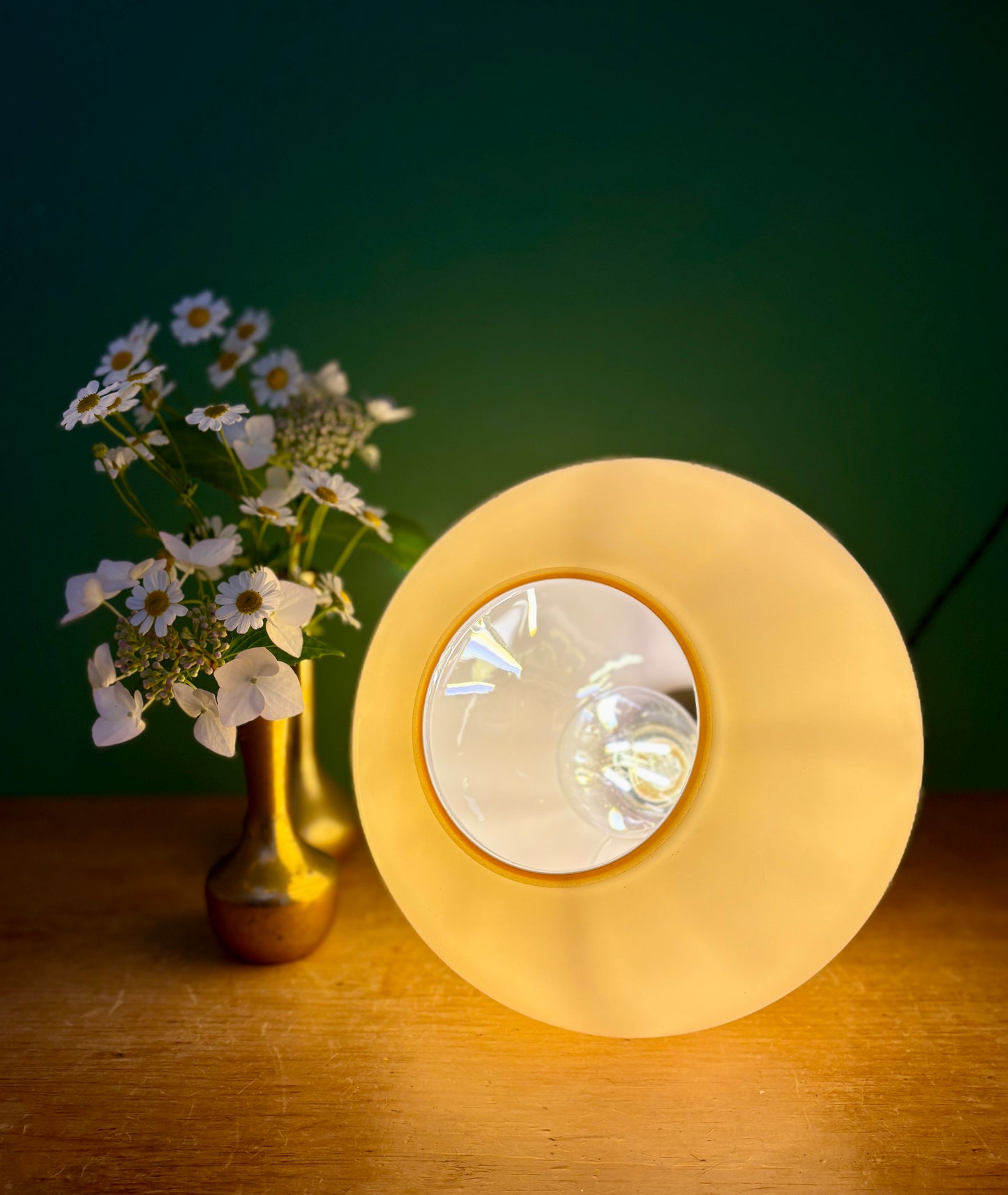 Suspension globe vintage en opaline jaune