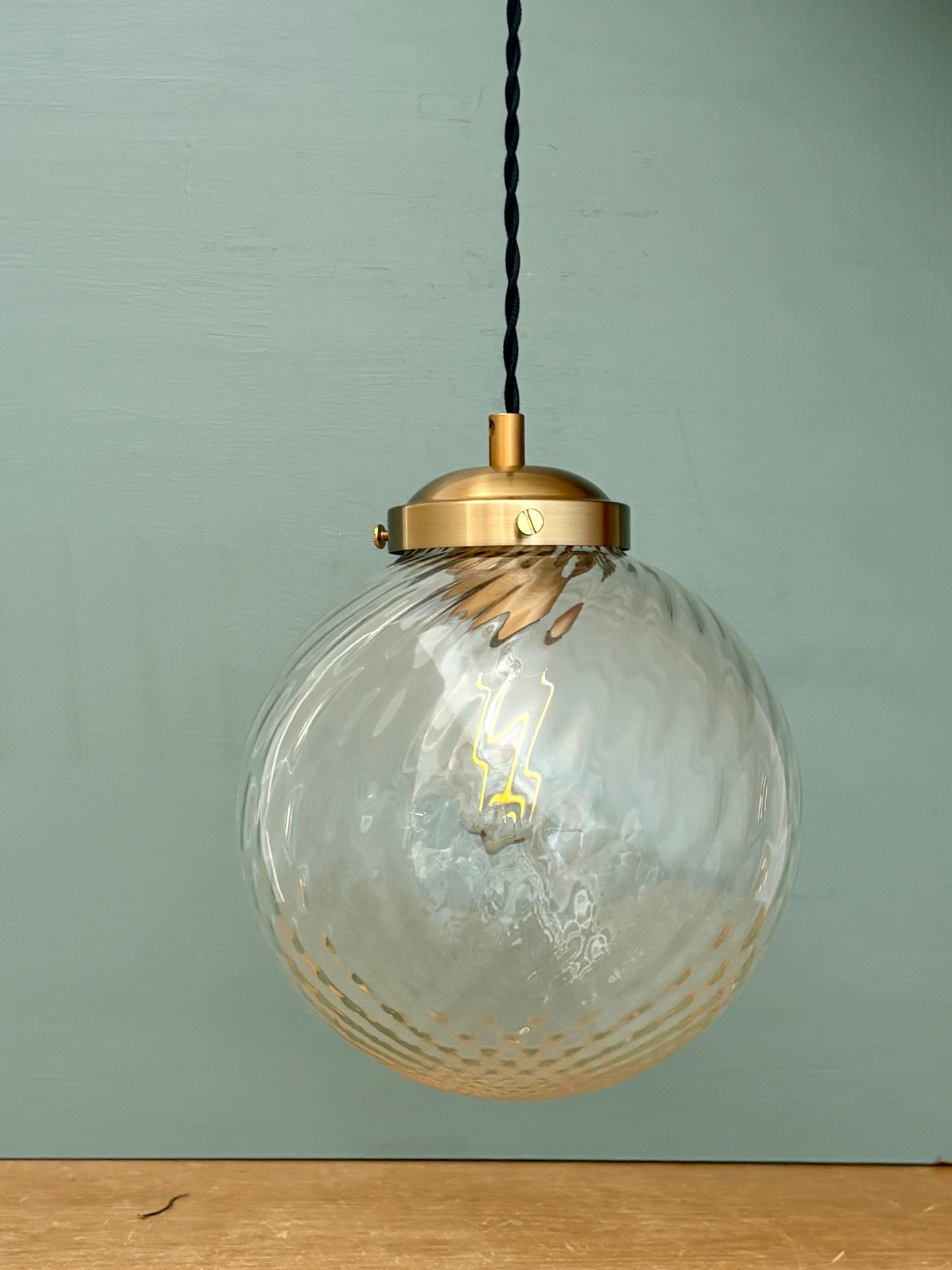 Suspension globe vintage en verre transparent