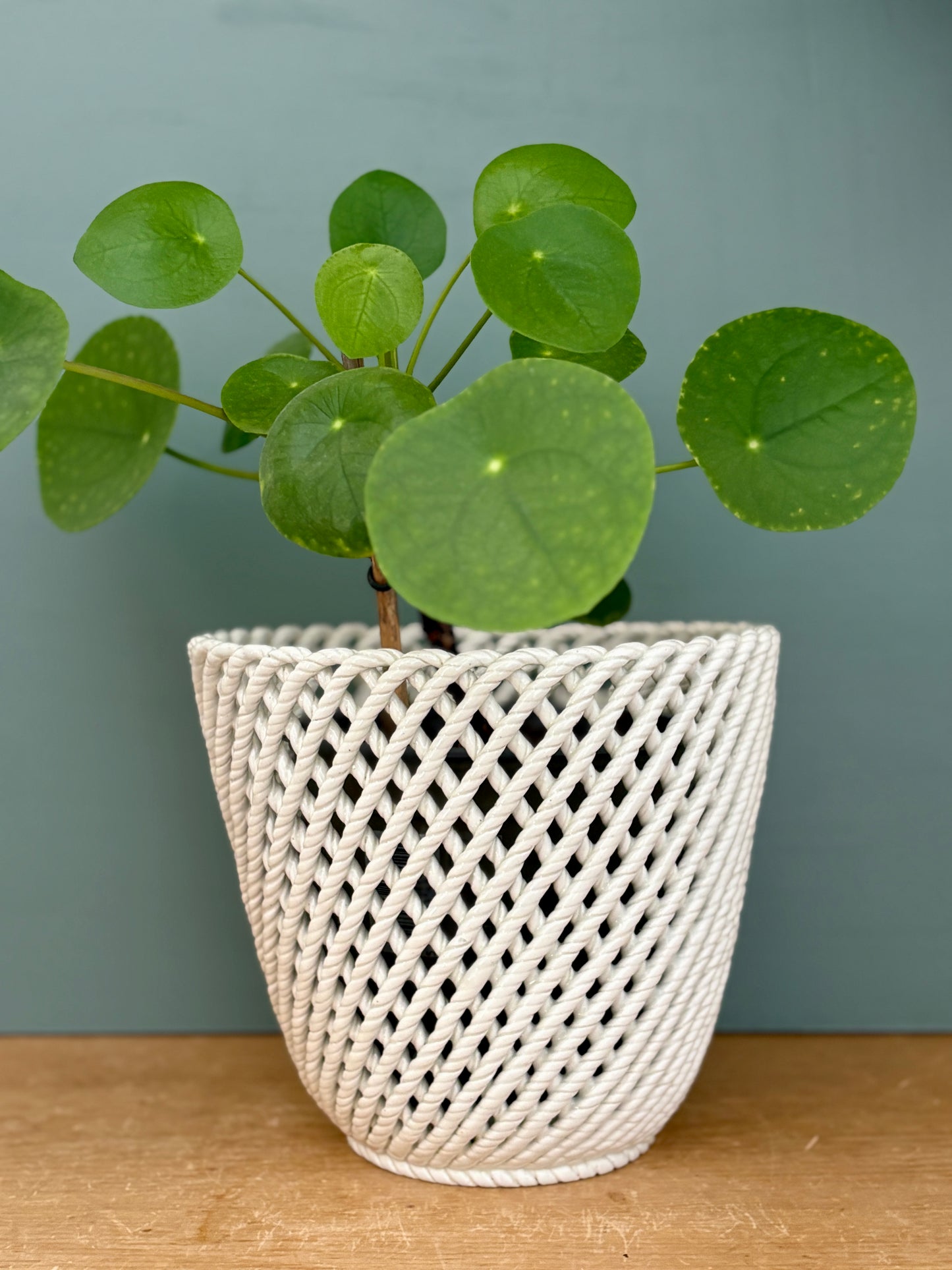 Cache pot vintage en céramique tressée
