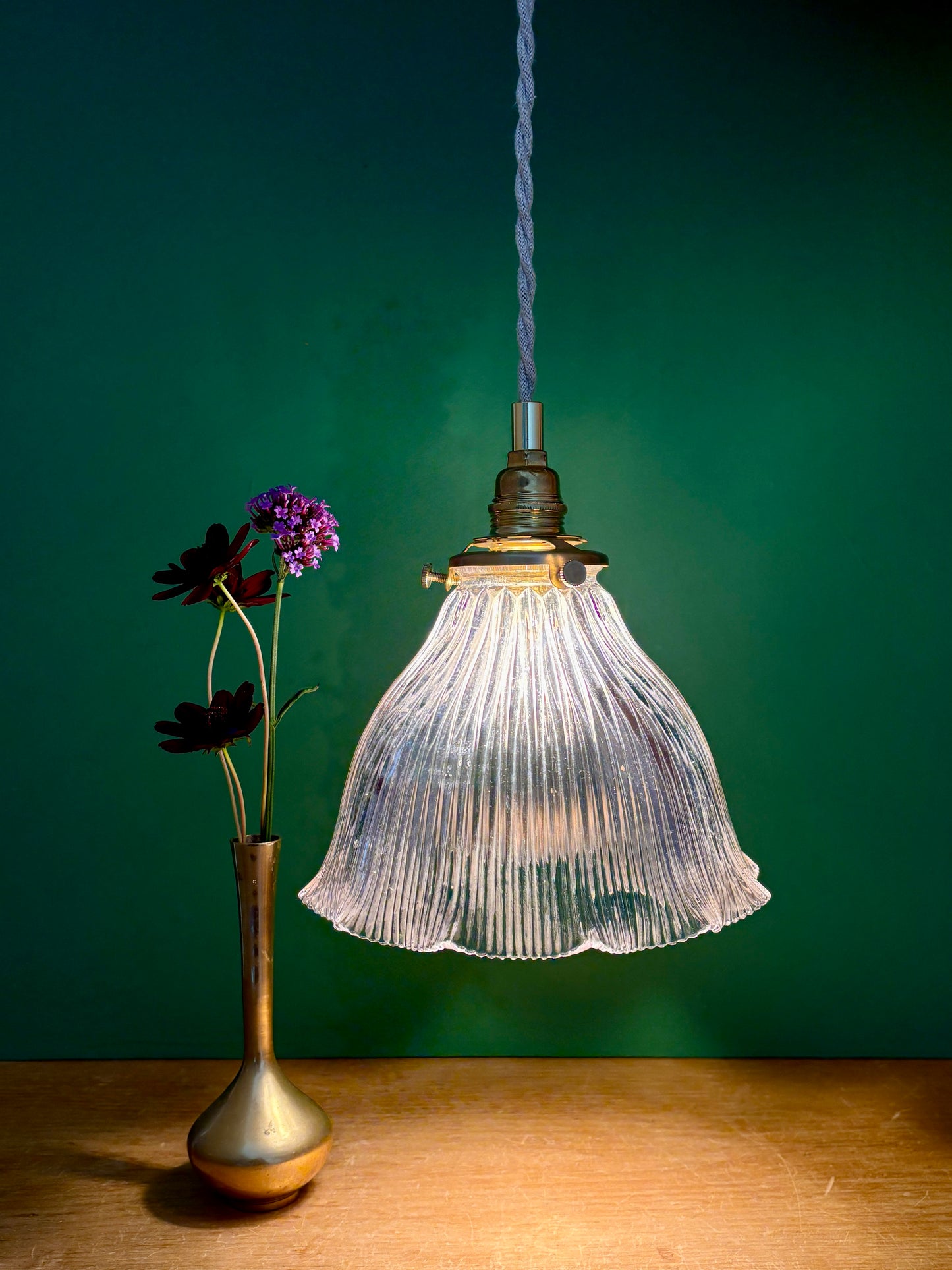 Suspension abat-jour ancien en verre holophane (HU2)