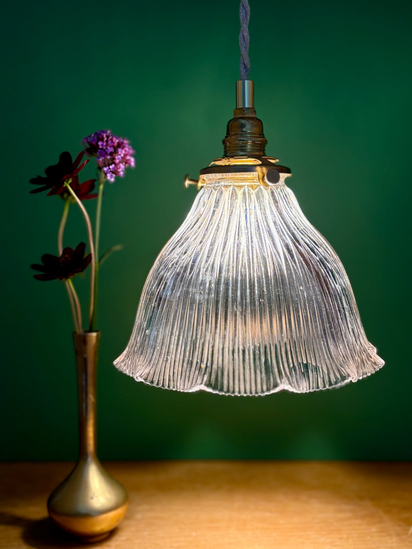 Suspension abat-jour ancien en verre holophane (HU2)