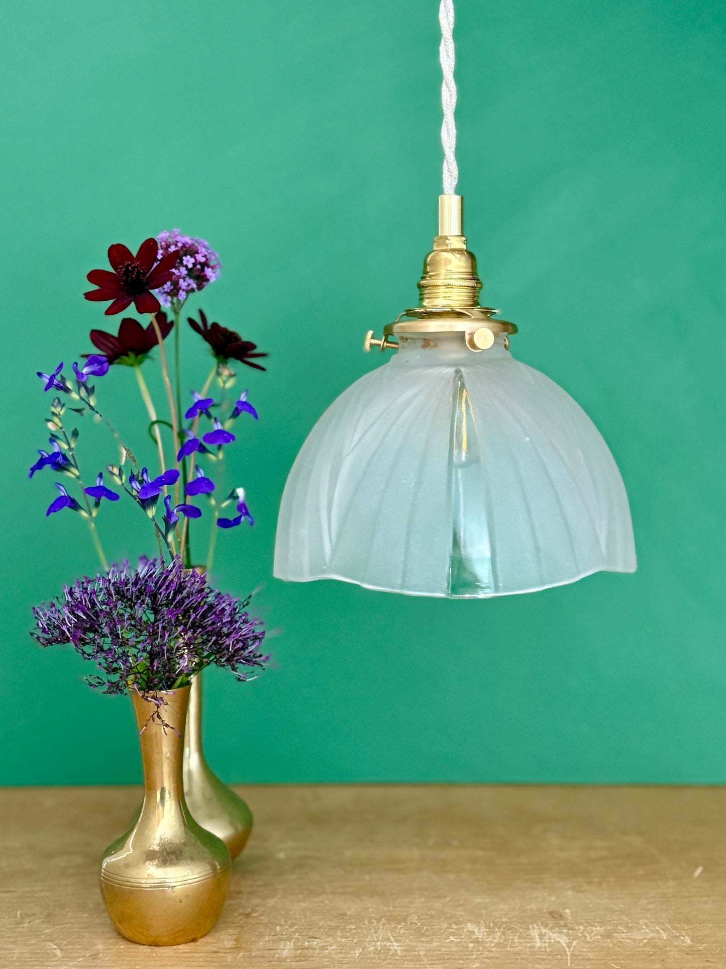 Suspension abat-jour vintage art déco en verre dépoli