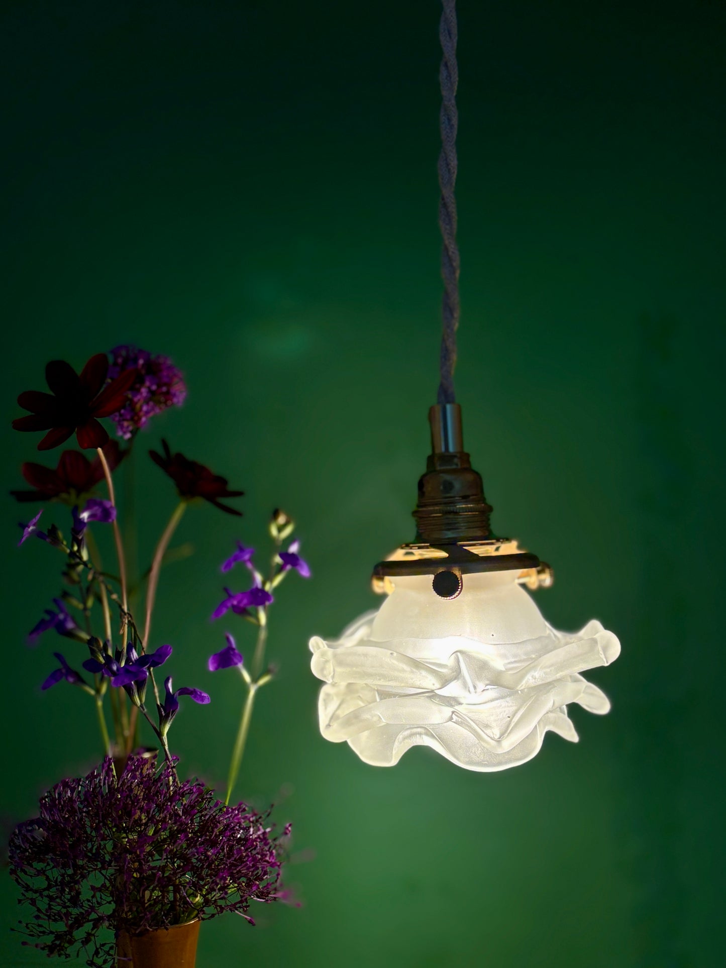 Suspension tulipe vintage en verre dépoli en forme de fleur