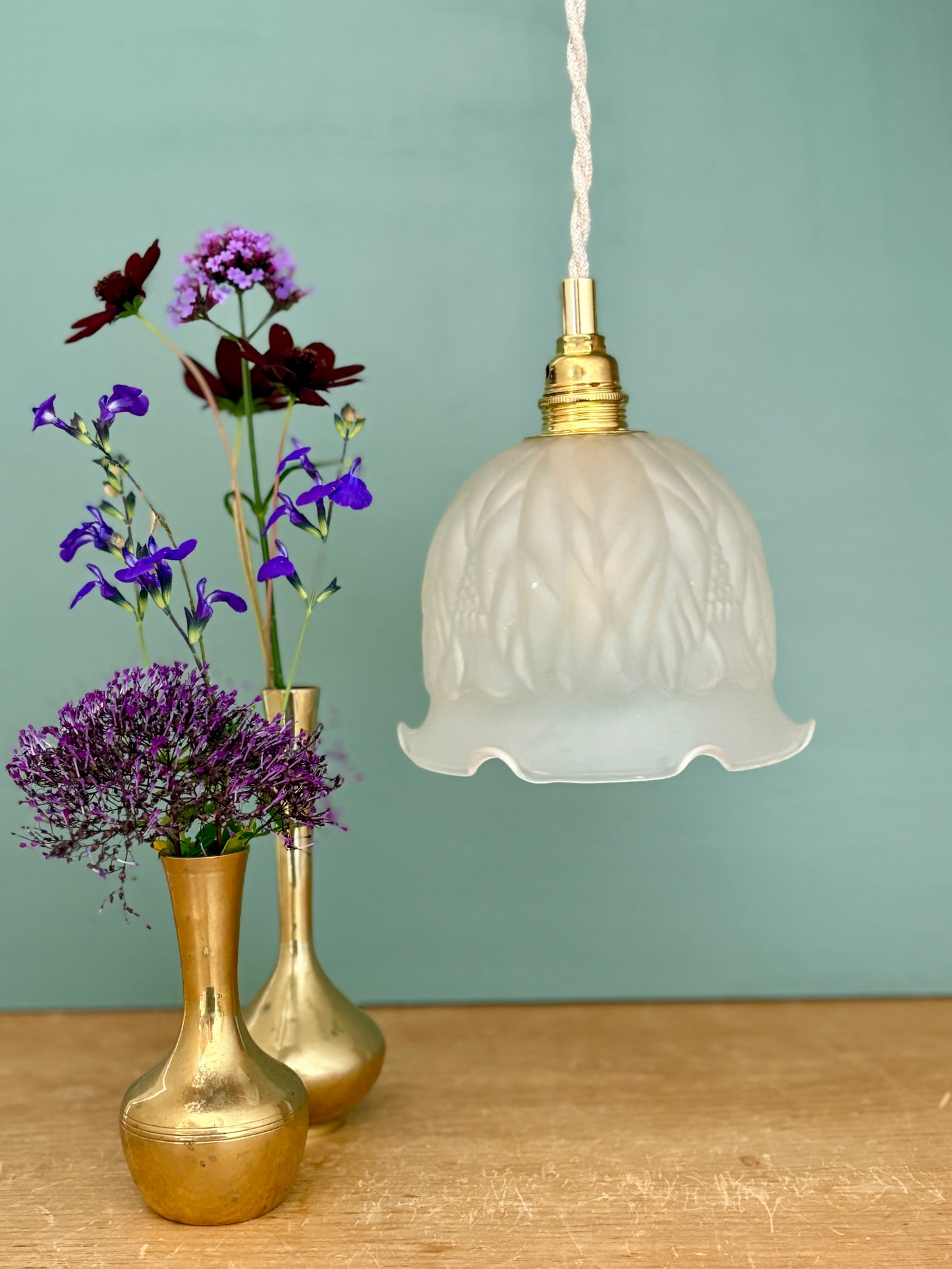 Suspension tulipe vintage en verre dépoli