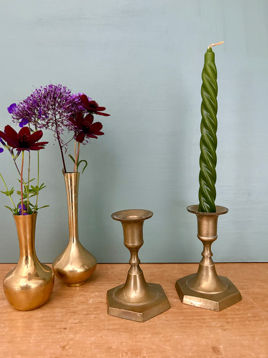 Lot de 2 Bougeoirs - chandeliers anciens en laiton (C2)