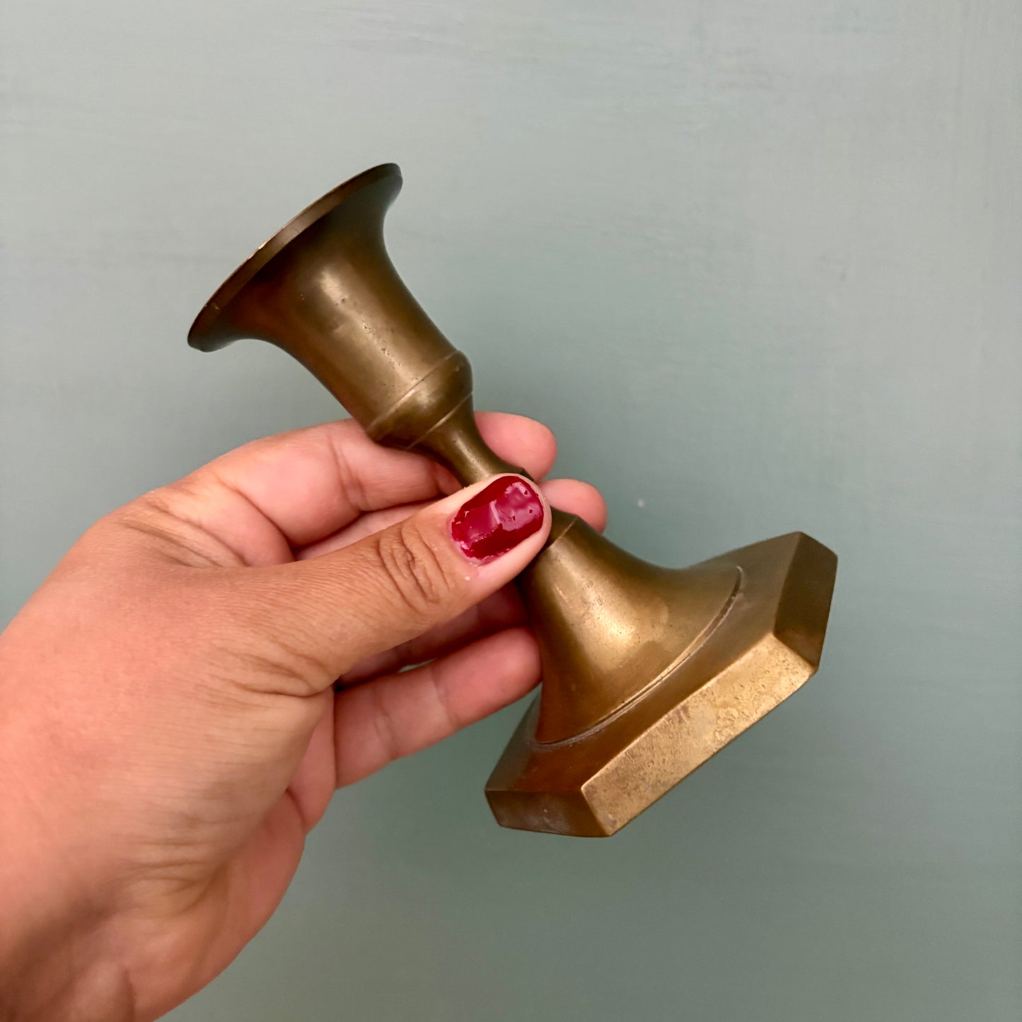 Lot de 2 Bougeoirs - chandeliers anciens en laiton (C2)