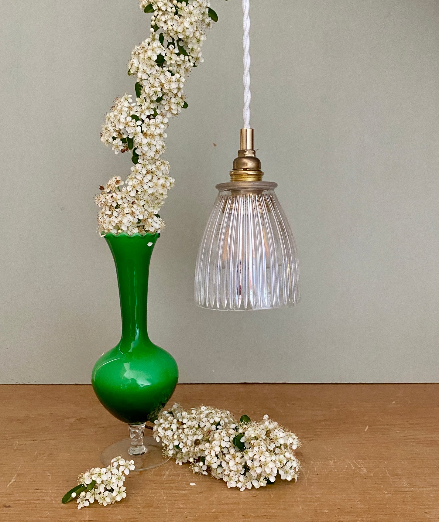 Suspension tulipe vintage en cristal de Baccarat