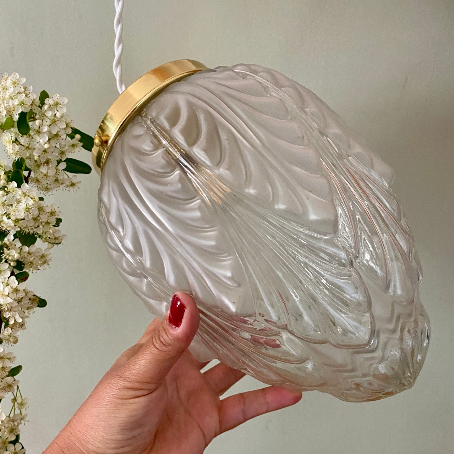 Suspension globe vintage art déco en verre dépoli et transparent