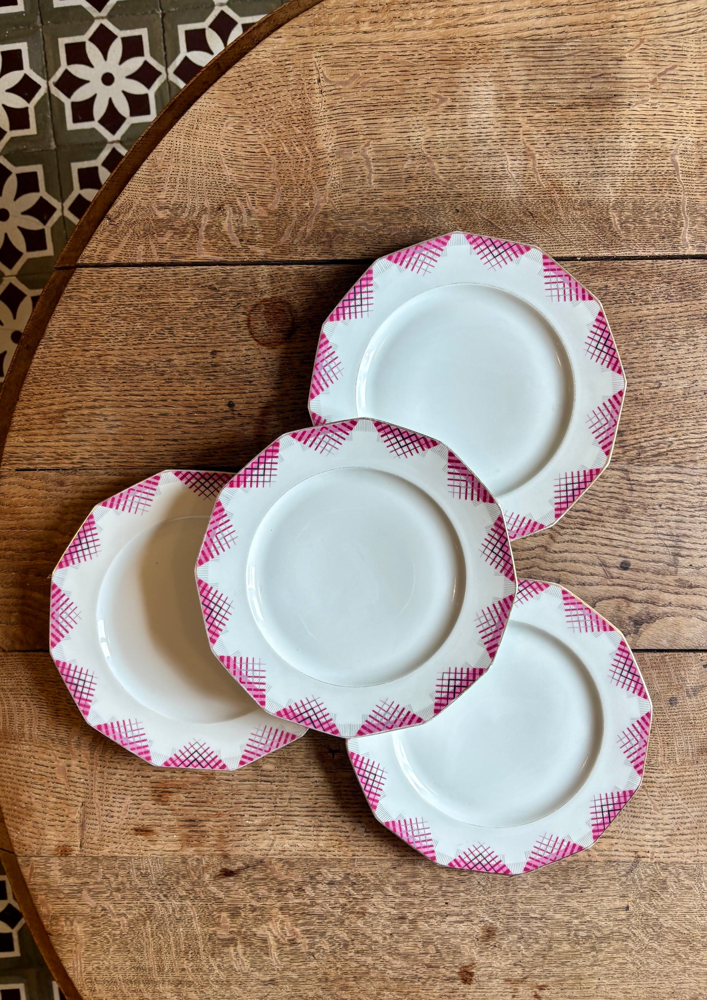 Lot de 4 assiettes plates vintage en porcelaine de Limoges